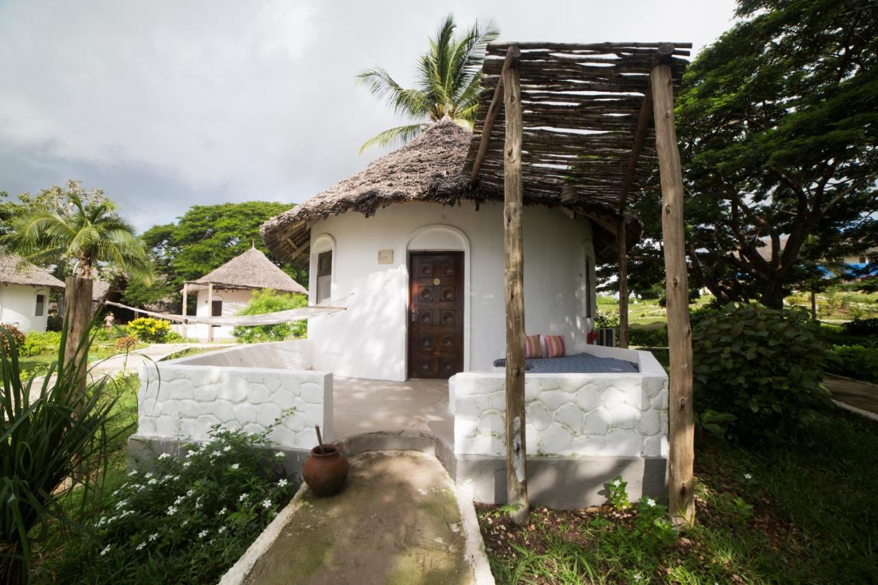 Antonio Beach Tree House Hotel & Spa Uroa Exteriér fotografie