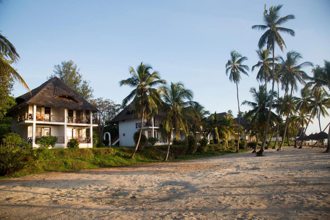 Antonio Beach Tree House Hotel & Spa Uroa Exteriér fotografie