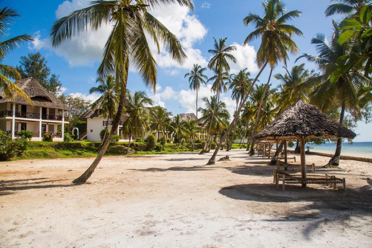 Antonio Beach Tree House Hotel & Spa Uroa Exteriér fotografie