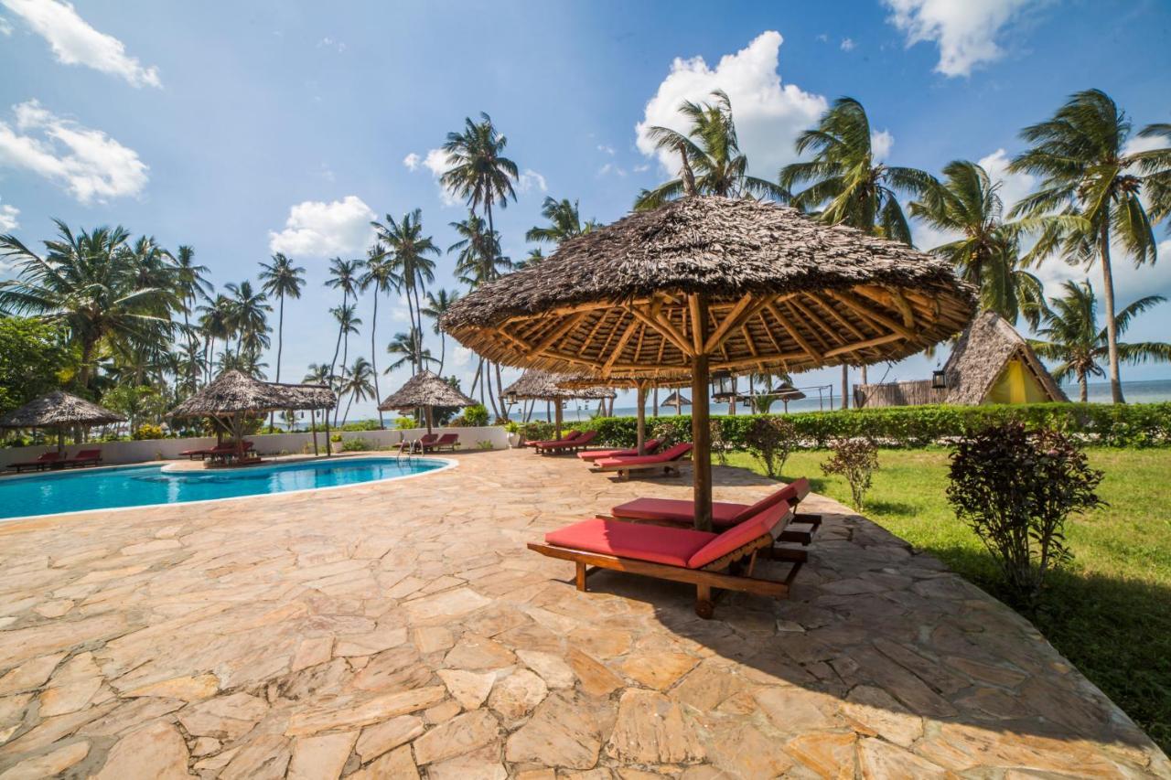 Antonio Beach Tree House Hotel & Spa Uroa Exteriér fotografie