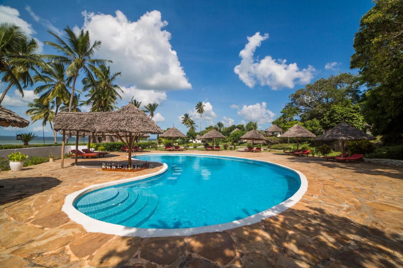 Antonio Beach Tree House Hotel & Spa Uroa Exteriér fotografie