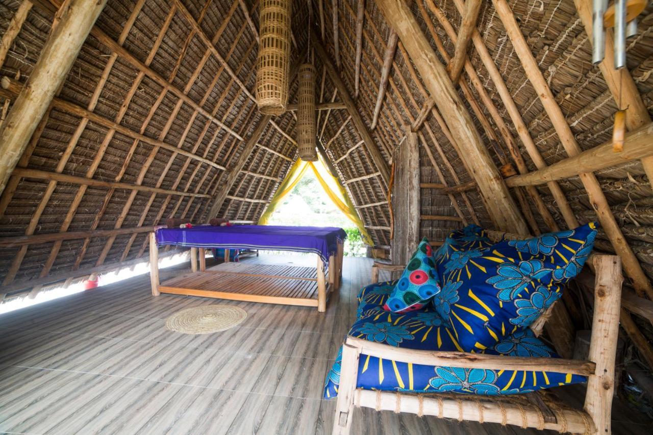 Antonio Beach Tree House Hotel & Spa Uroa Exteriér fotografie