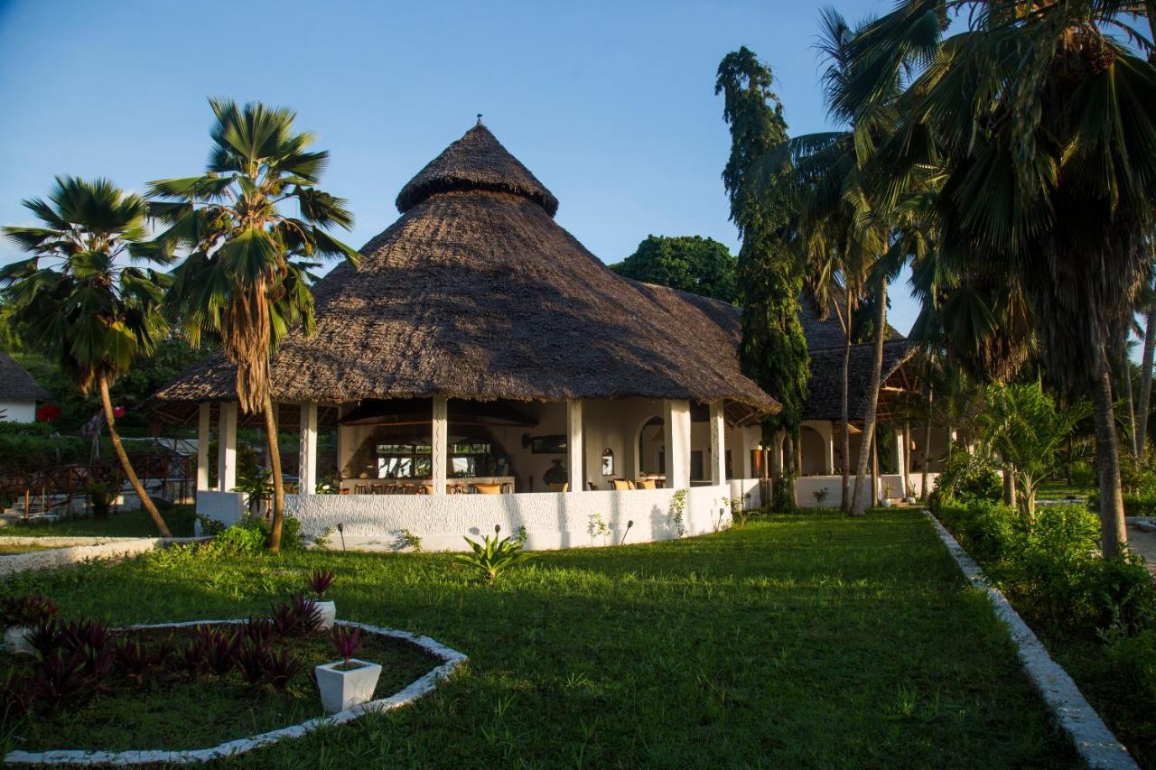 Antonio Beach Tree House Hotel & Spa Uroa Exteriér fotografie