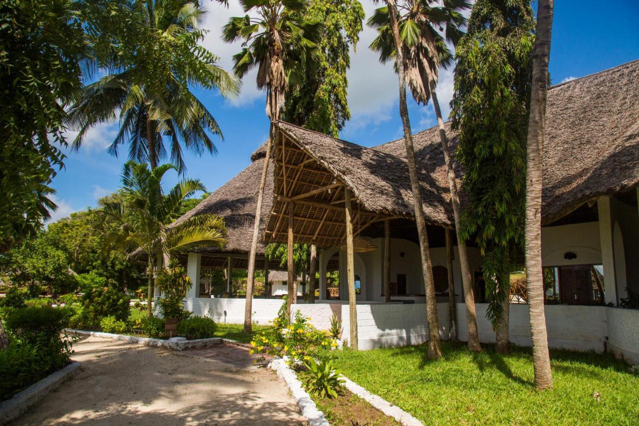 Antonio Beach Tree House Hotel & Spa Uroa Exteriér fotografie