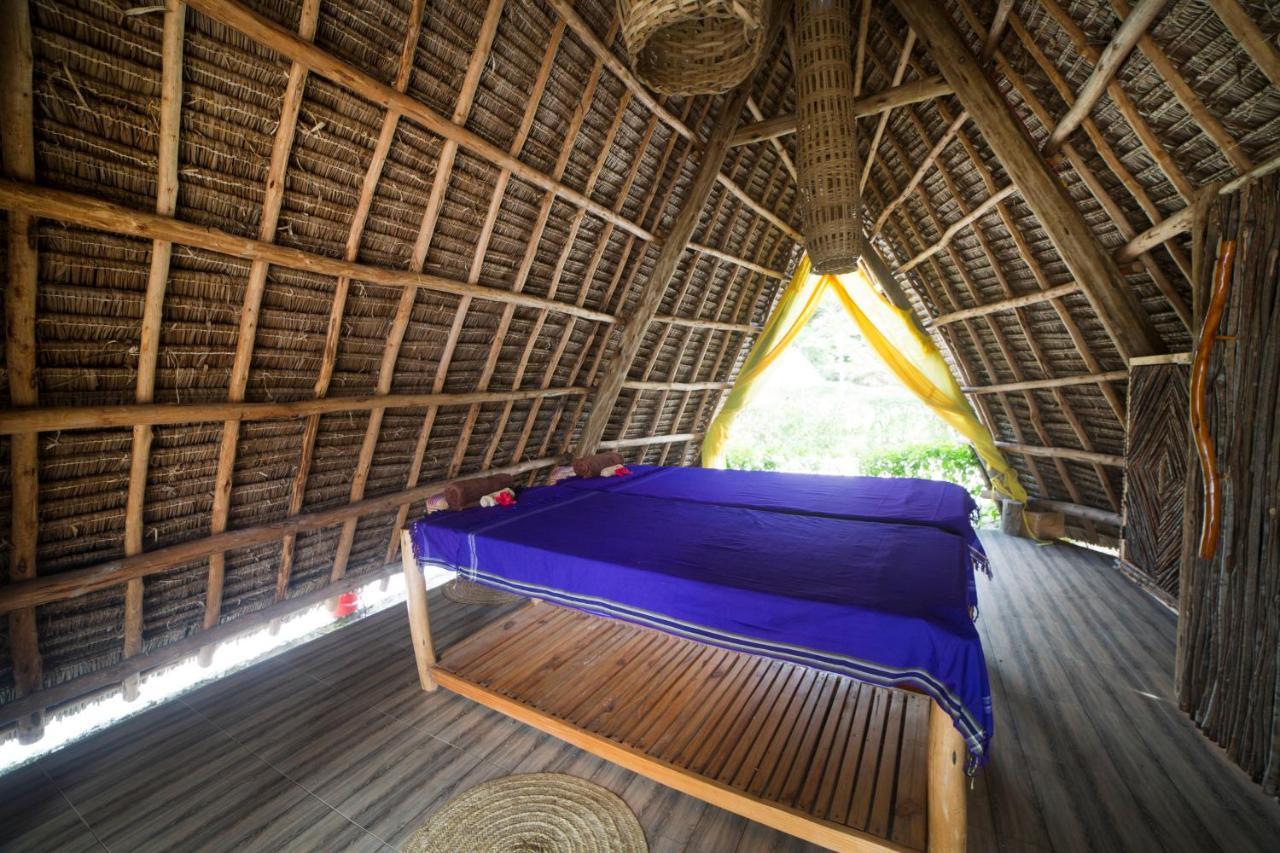 Antonio Beach Tree House Hotel & Spa Uroa Exteriér fotografie
